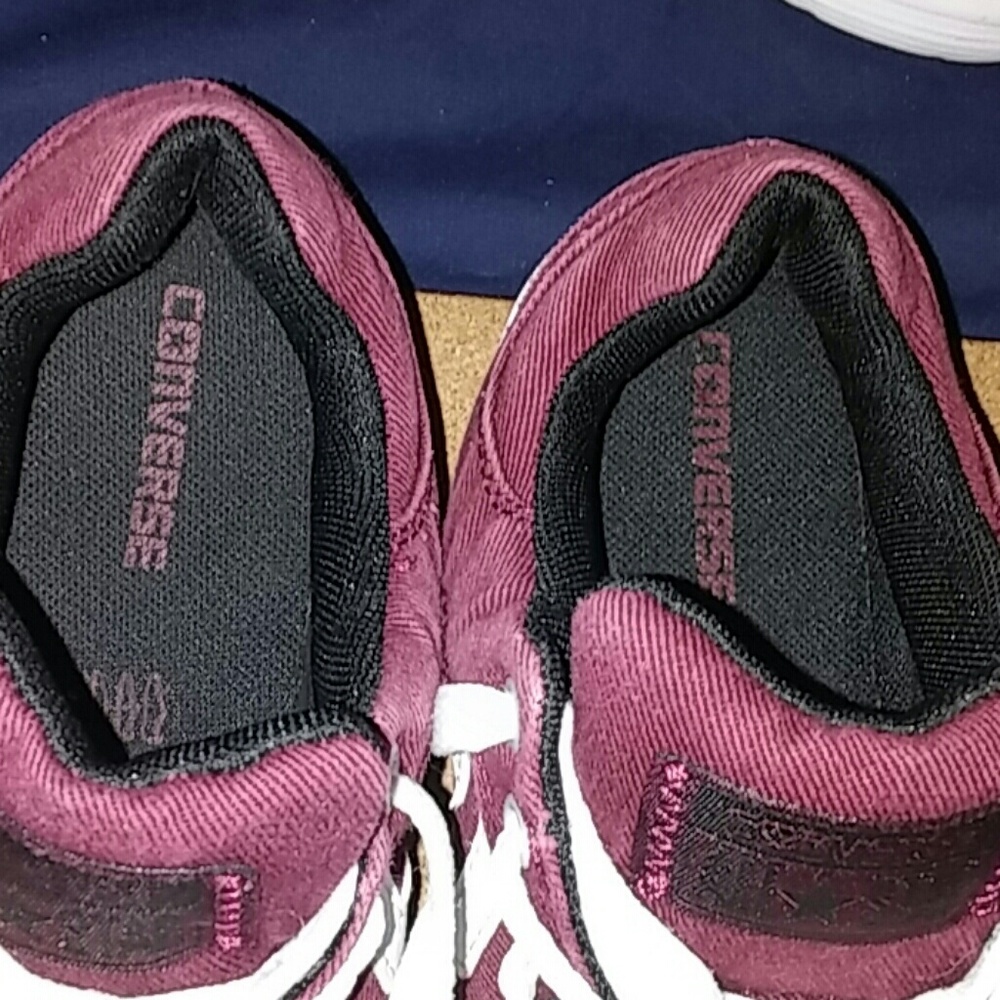 Converse - Picture 4 of 4